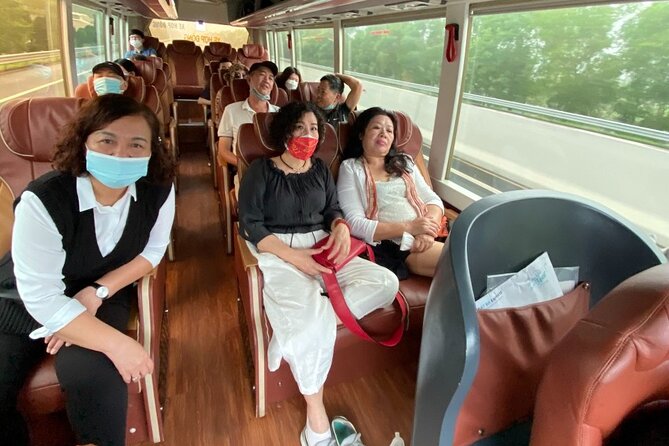 Bus Hanoi to Cat Ba Island with Cat Ba Express - Comfort, coordination, and group size