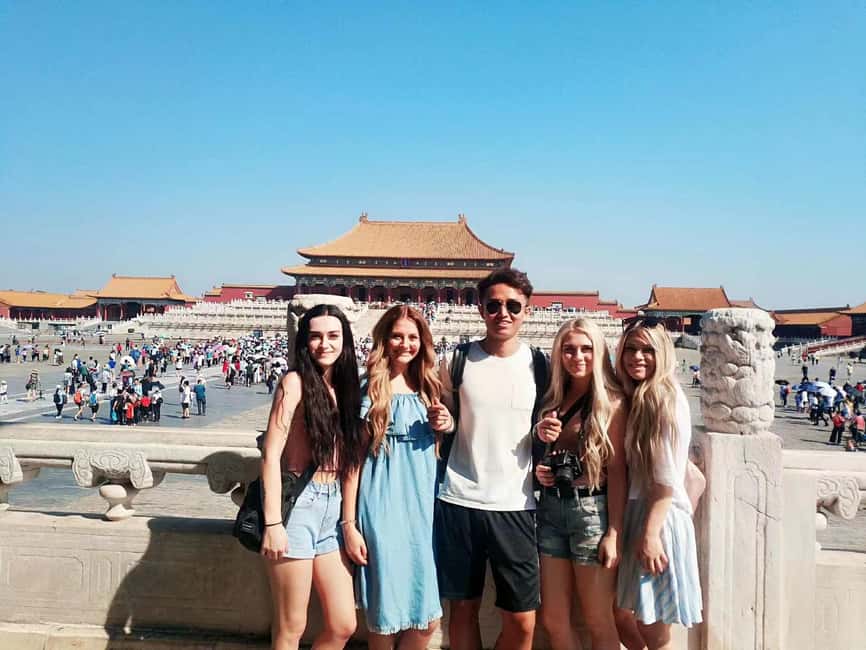 BusDa-Mutianyu Great Wall&Forbidden City Full-day Coach Tour - The coach ride to Mutianyu