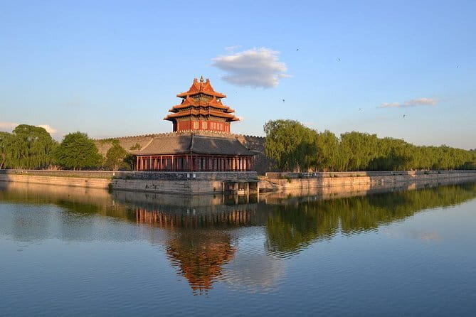 BusDa-Mutianyu Great Wall Sightseeing Full-day Bus Tours - Lunch, shuttle buses, and the small details