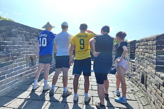 BusDa-Mutianyu Great Wall Sightseeing Full-day Bus Tours - Getting there by organized bus