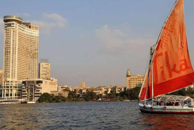 Cairo Day by Bus from Hurghada - The Great Sphinx, one hour with Egypt’s best-known face