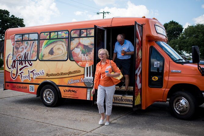 Cajun Food Bus Tour in Lafayette - Guides Make the Food Easier to Understand