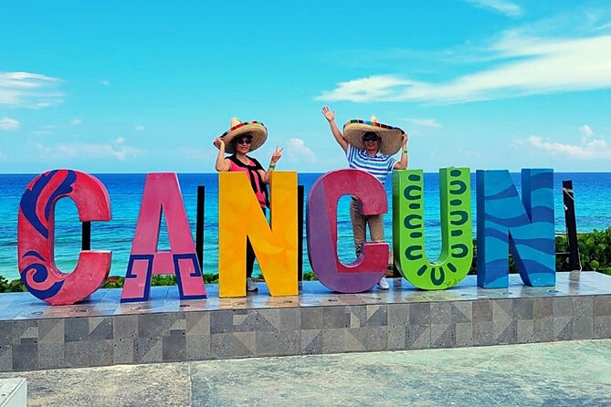 Cancun City Sightseeing and Shopping Tour on a Double Decker bus - Tequila, chocolate, and the second shopping stop