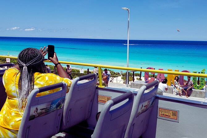 Cancun City Tour by Downtown and Turistic Hightlights on Open Bus - Tequila Museum and Chocolate Tasting at Plaza La Fiesta
