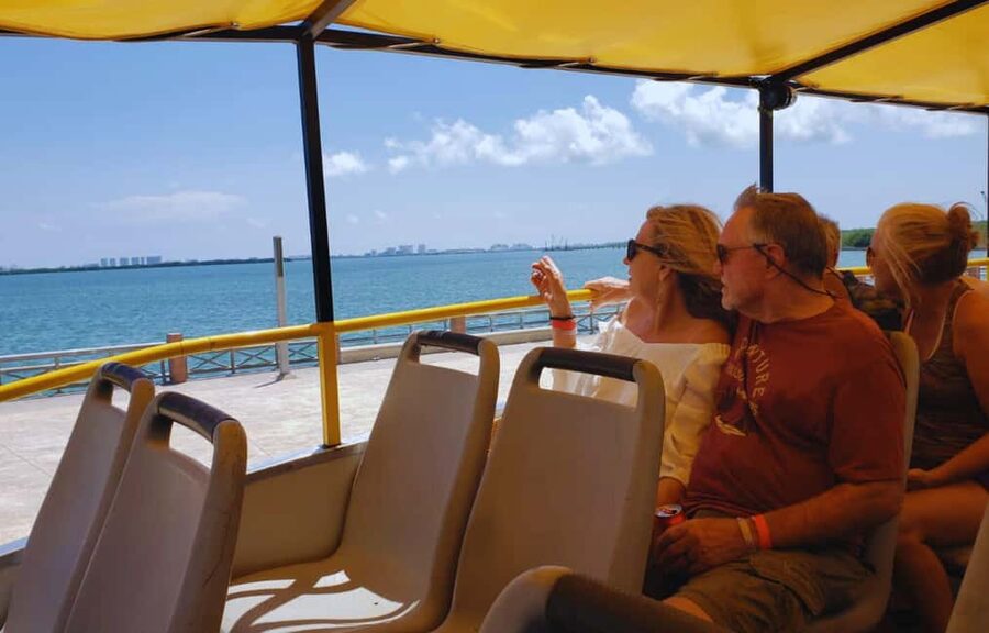 Cancun: Guided City Tour with Shopping by Double Decker Bus - A useful first look at Cancun in five hours