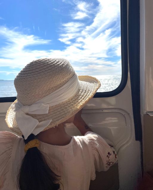 Cannes 2 Hours : Privat City Tour in a French Vintage Bus - Suquet, 25 minutes in old Cannes