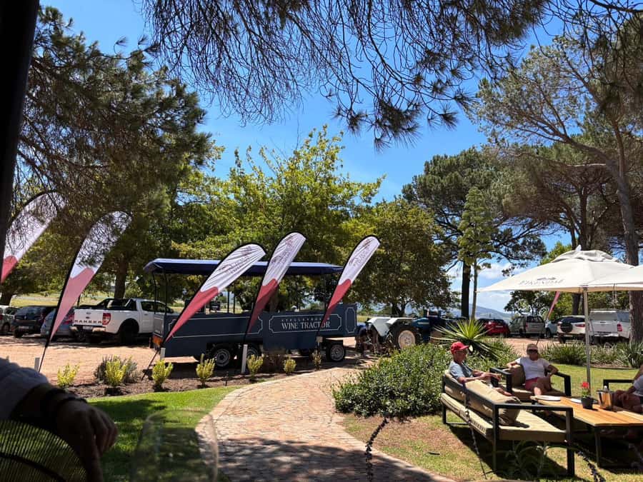 Cape Town: Stellenbosch Hop-On Hop-Off Tractor Transfer - How the 65-minute farm stops work