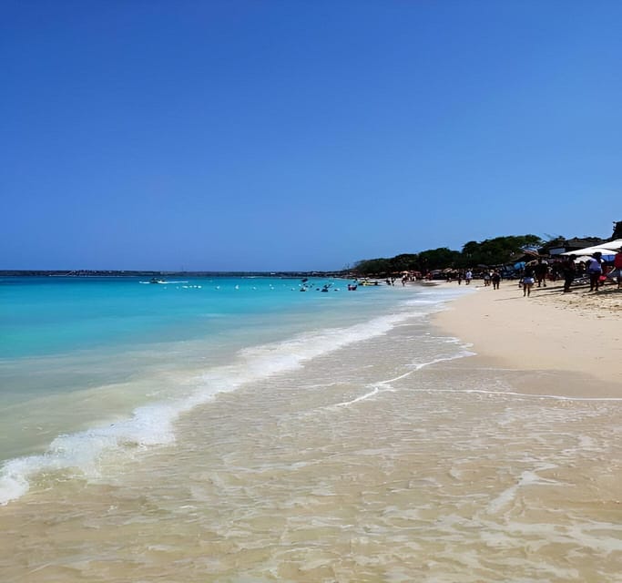 Cartagena: Daytour Aviary and Playa blanca, Barú by bus! - A realistic look at the value