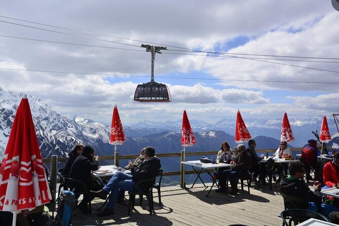 Chamonix & Mont Blanc Panoramic Sky-Glass Bus Guided Day Trip - The important points at a glance