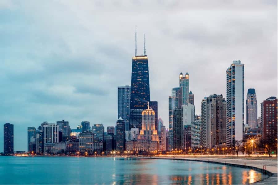 Chicago: 360 CHICAGO & Hop-on Hop-off Bus Tour (Save 20%) - What the 360 CHICAGO visit feels like