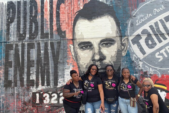 Chicago Crime and Mob Bus Tour - What is included beyond the ride?