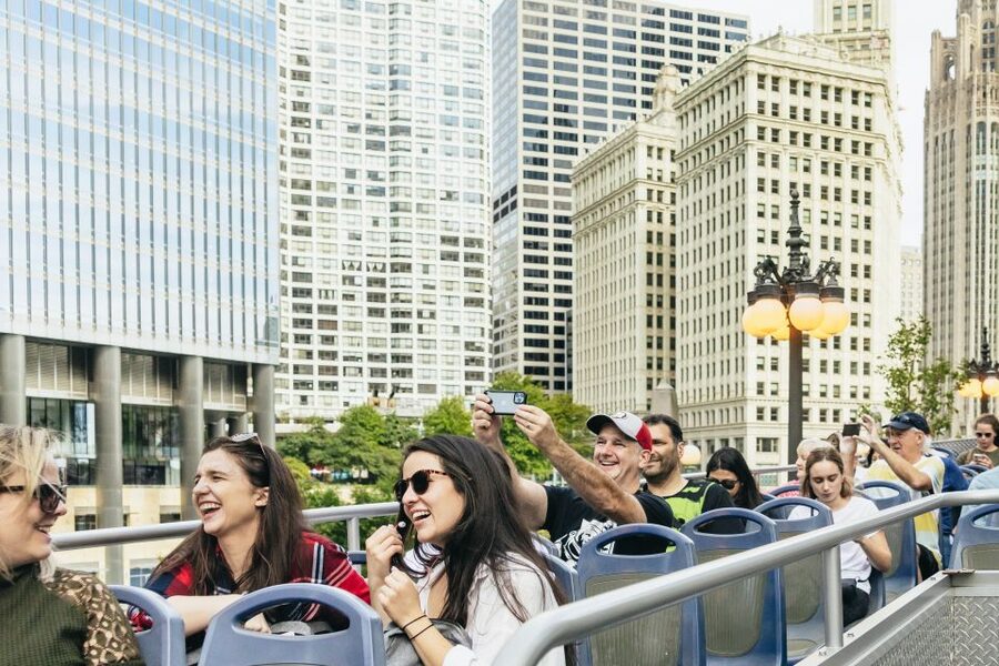 Chicago: Hop-on Hop-off Sightseeing Tour by Open-top Bus - Museum Campus and the lakefront view