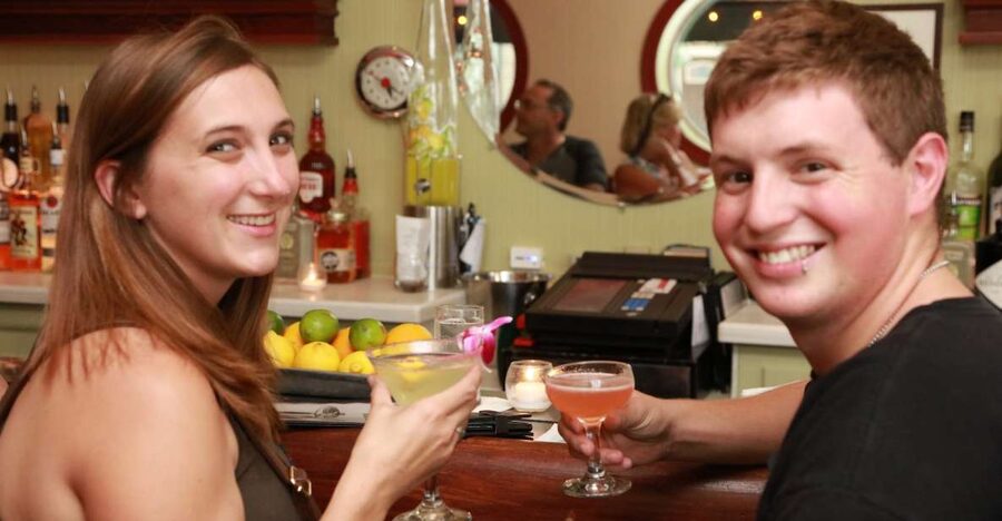 Chicago: Prohibition Speakeasies Bus Tour or Walking Tour - The neighborhood bus route and its four stops