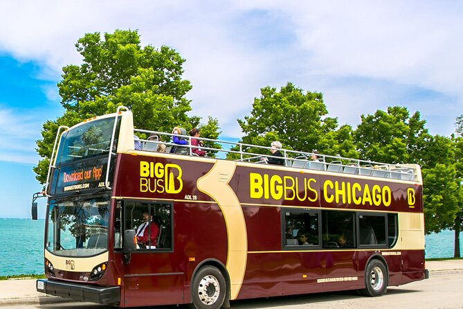 Chicago River Architecture Tour and Big Bus Hop-on Hop-off Tour - The service is uneven, so plan around it