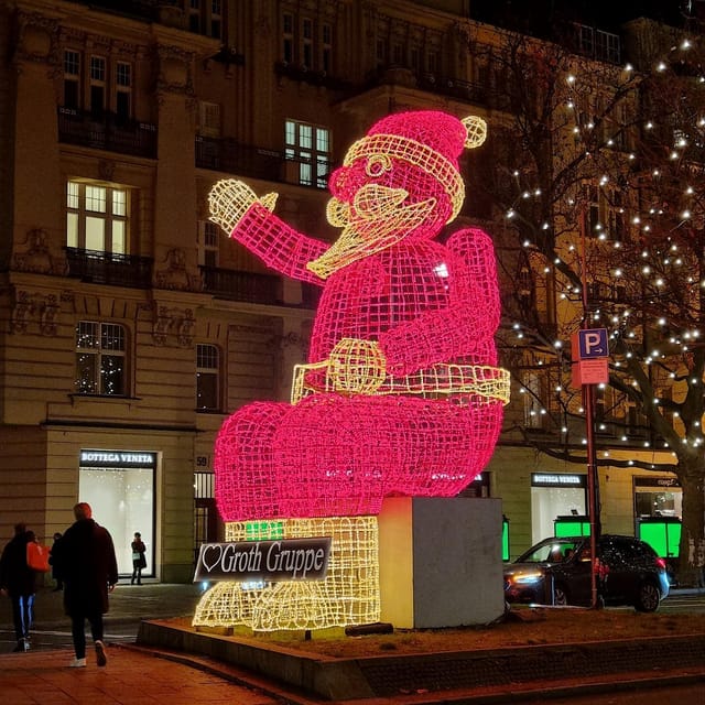 Christmas market lights tour bus through Berlin, free mulled wine (2.5 hours) - Key points at a glance