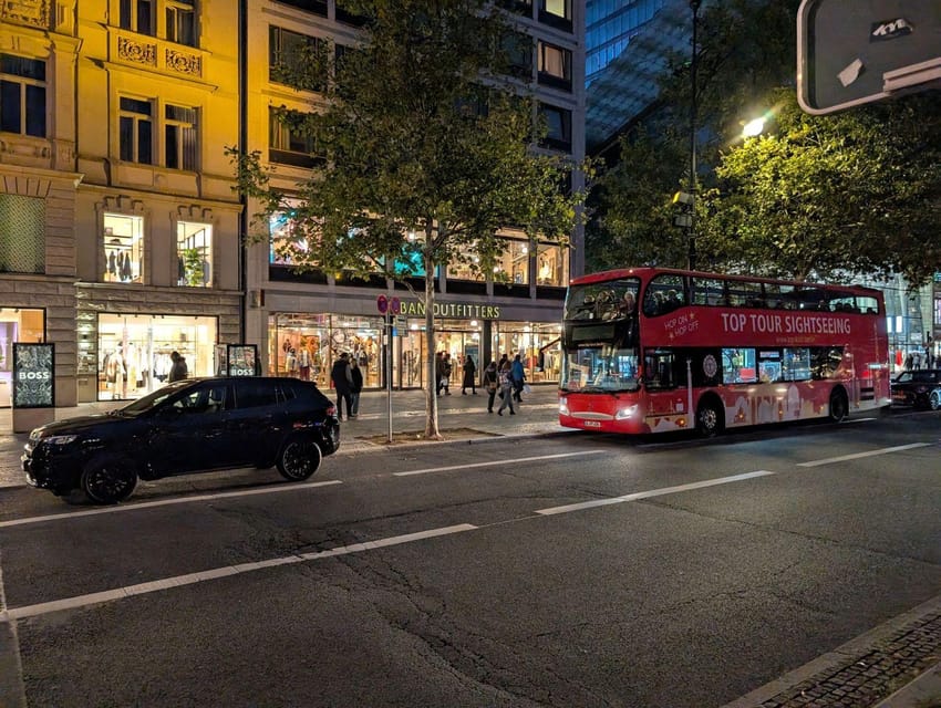 Christmas market lights tour bus through Berlin, free mulled wine (2.5 hours) - Potsdamer Platz and a glimpse of modern Berlin