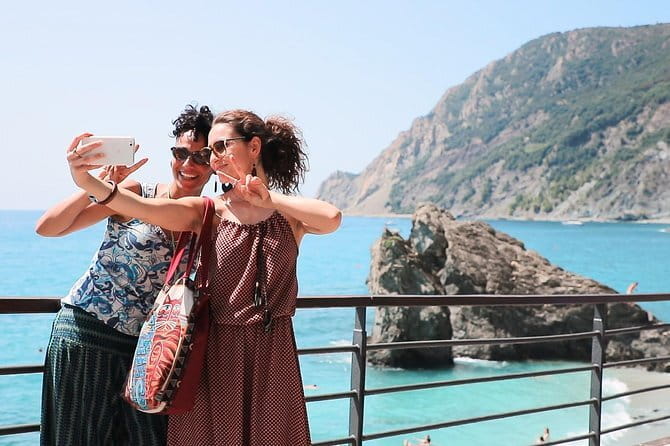 Cinque Terre Day Trip from Florence: Guided Round-Trip Bus - Eating, shopping, and making the free time count