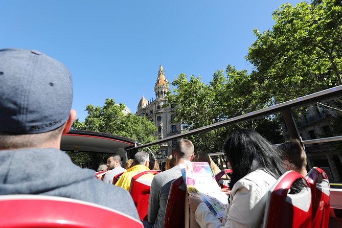 City Sightseeing Barcelona Hop-On Hop-Off Bus Tour: 24 or 48-Hour - Beaches, Poblenou, and Torre Glòries