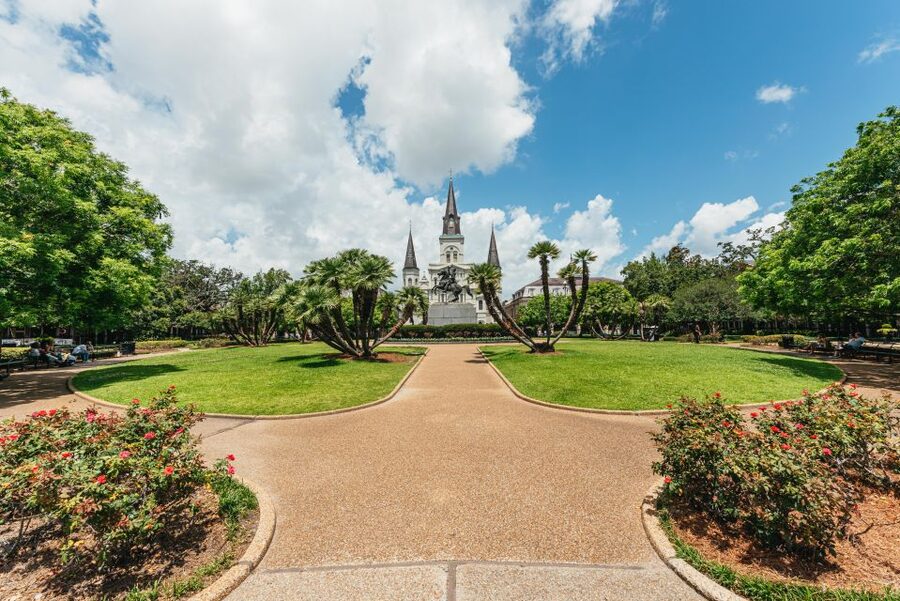 City Sightseeing New Orleans HOHO Bus Tour & Bookable Extras - Mardi Gras World and the riverfront