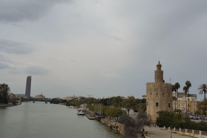 City Sightseeing Seville Hop-On Hop-Off Bus Tour - The included tours and extras decide the value