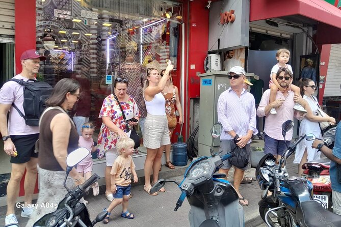 Colombo City Highlights Bus Tour - Gangaramaya Temple: The One Extra Entrance Charge