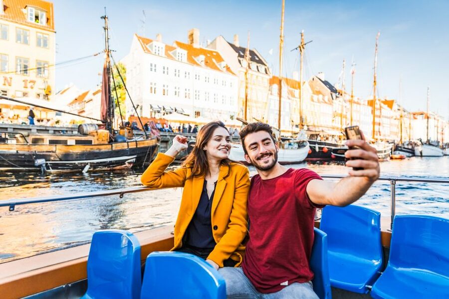 Copenhagen: Hop-On Hop-Off Bus Tour with Boat Tour Option - Nyhavn and the canal boat