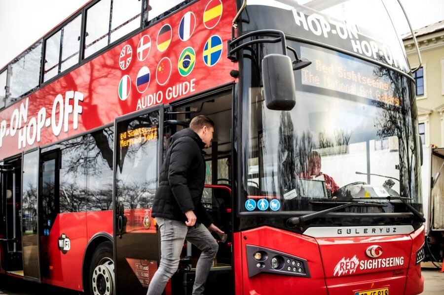 Copenhagen: Hop-On Hop-Off Bus Tour with Boat Tour Option - Amalienborg, Gefion Fountain, and the Little Mermaid