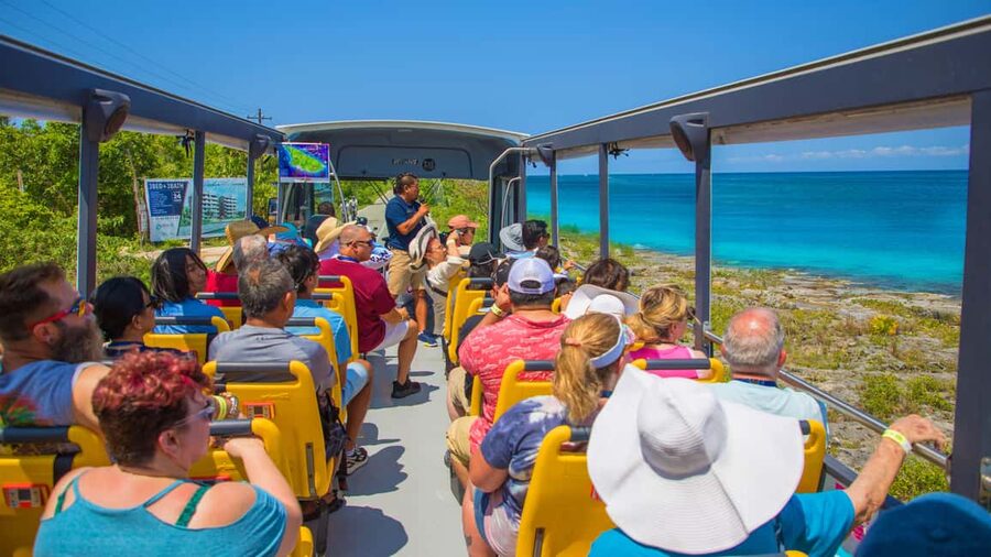Cozumel: Open Top City Tour & Beach Break - The open-top bus and Cozumel’s public monuments