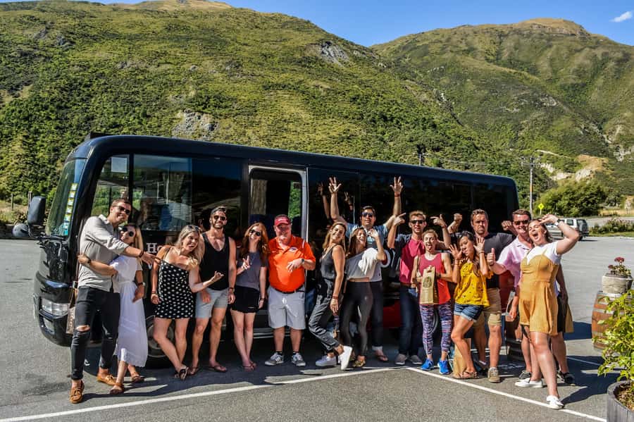 CRUISE SHIP DAYS - HOP ON HOP OFF - Wine, Beer, Food Tour - Why Marlborough works so well for a flexible tour