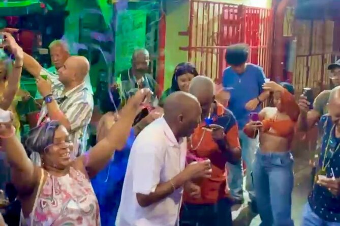 Curaçao Party Bus; Sip Happens on KnightRider - The quick take: a moving night out with a few conditions