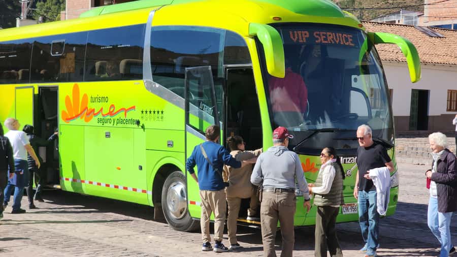 Cusco: Bus Turistico Puno Cusco con Tour y Buffet - Timing, safety, and the small things that matter