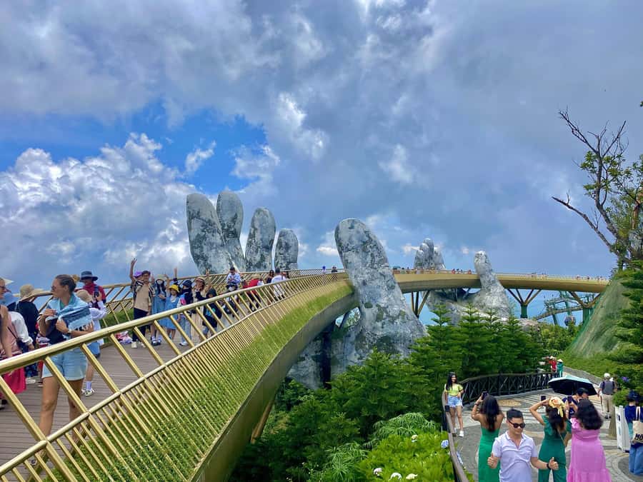 Danang: Golden Bridge by Private Car or Bus w hotel pickup - Who should book this experience?