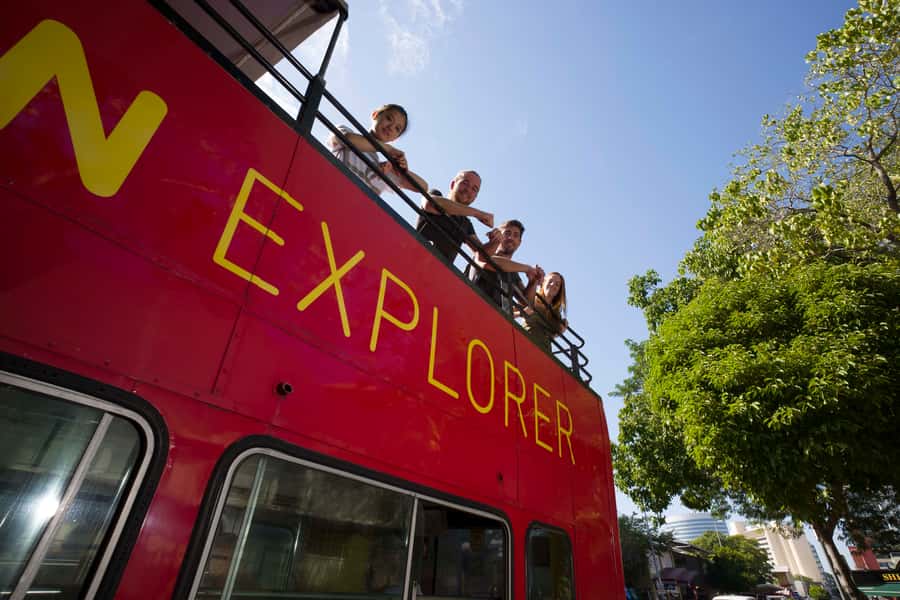 Darwin: Crocosaurus Cove Entry & Hop-on-Hop-Off Bus Tour - Key points at a glance