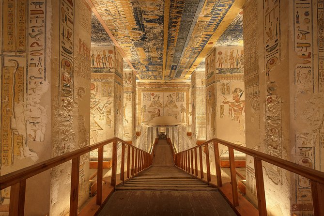Day Tour To Luxor from Hurghada by Bus with Lunch - The long road from Hurghada to ancient Thebes