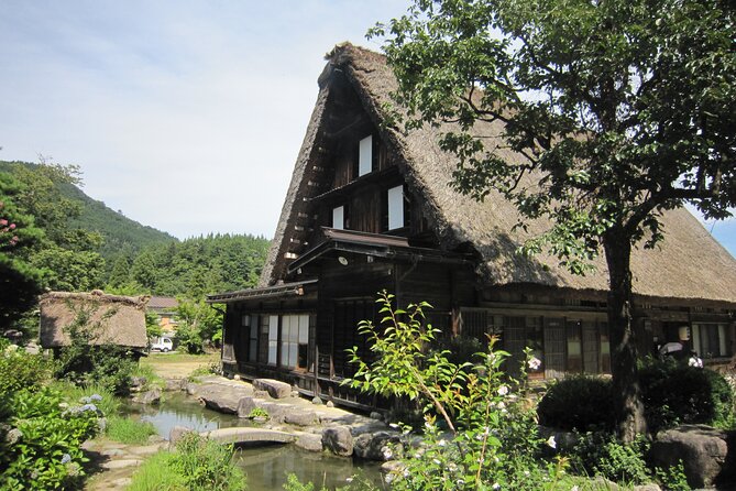 [Day trip bus tour from Kanazawa Station] Weekend only! World Heritage Shirakawago Day Bus Tour - What the tour does well, and where it falls short