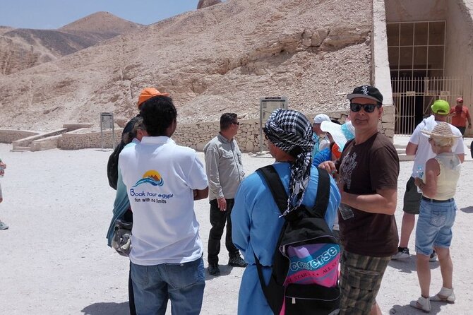 Day trip from Safaga port to Luxor by bus - The Colossi of Memnon: a short stop with big impact