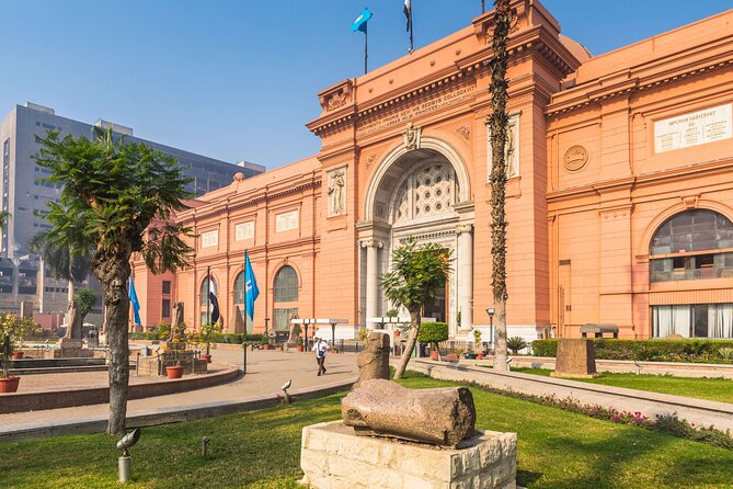 Day Trip to Cairo From Sharm El-Sheikh by Bus - Lunch, shopping, and the shape of the day