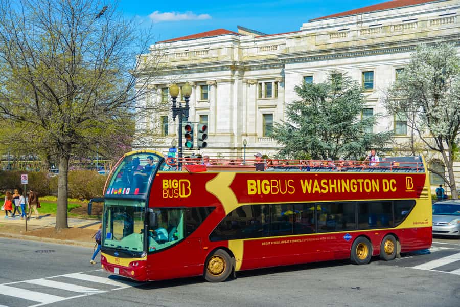 DC: Hop-on Hop-off, Arlington Walking Tour, and Night Tour - Arlington National Cemetery at 1 p.m.
