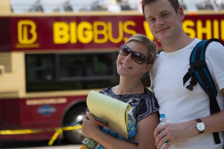 DC: Open-top Monuments and Memorials Sightseeing Night Tour - The Lincoln Memorial Photo Stop