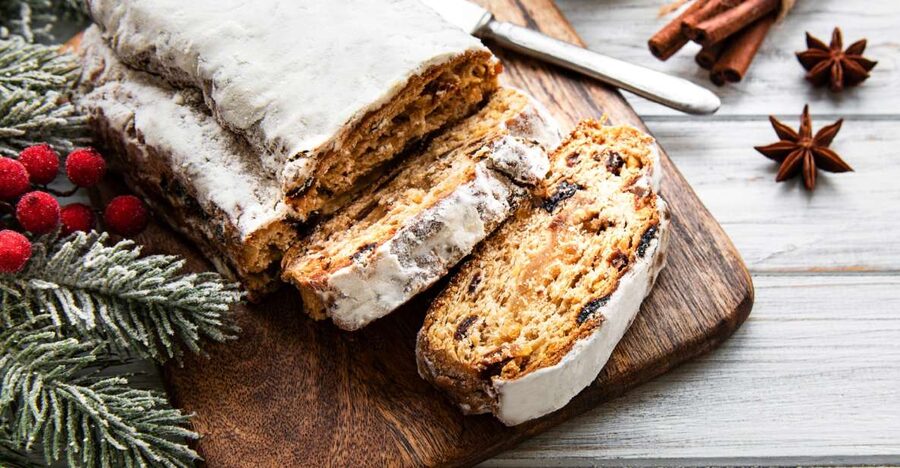Dresden: Guided Bus Tour to Stollen Bakery with Tasting - Starting downtown on the heated double-decker