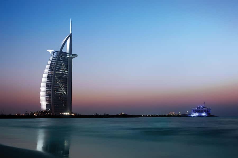 Dubai: Big Bus Panoramic Night Tour & Optional Dinner Cruise - Dubai Harbour, Jumeirah Lake Towers, and Palm Jumeirah