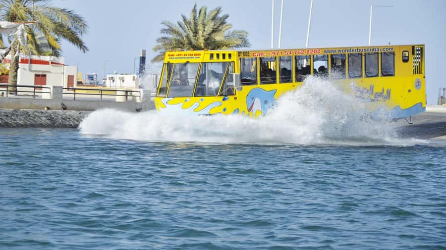 Dubai: Old town tour with Wonder Bus, souks, Creek and Guide - Al Shindagha and Al Bastakiya: a quick look at old Dubai