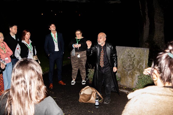Dublin Ghost Bus Tour with Professional Actors - The guides are the main attraction