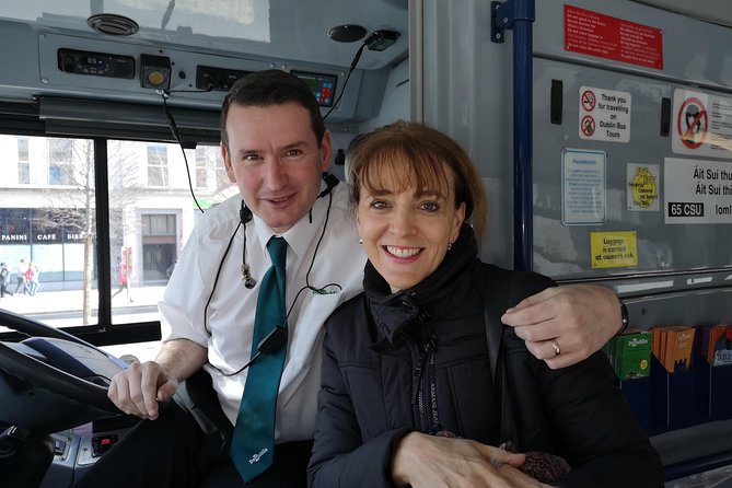 Dublin Hop-on Hop-off Bus Tour - Live Tour auf Deutsch - Guinness, IMMA, and the War Memorial Gardens
