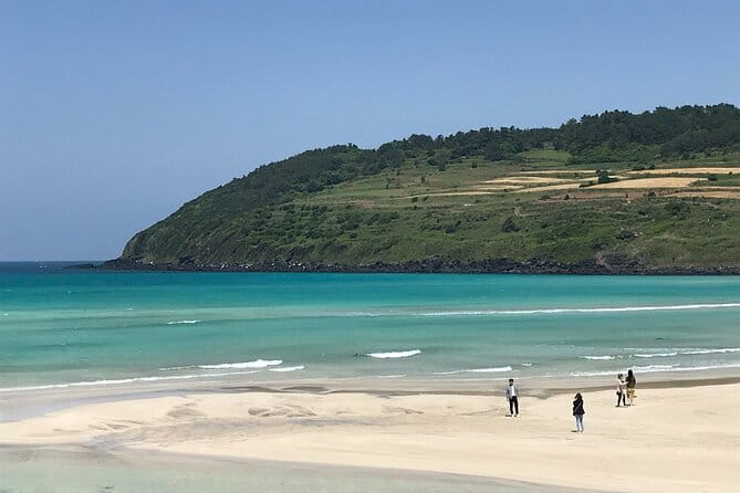East of Jeju island Bus Tour from Seogwipo city, Jeju island - What the $99 price includes