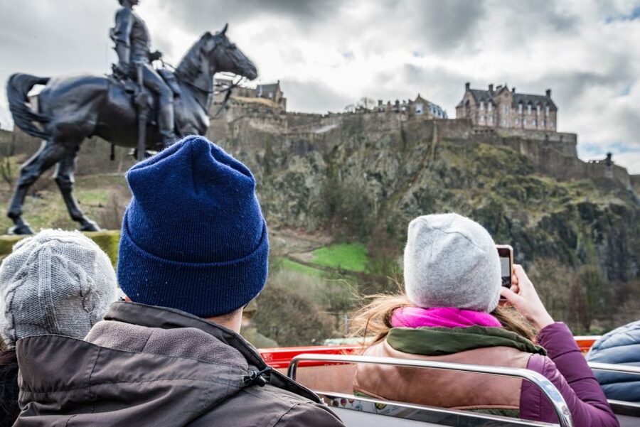 Edinburgh: Hop-On Hop-Off Bus Pass with 3 City Tours - Key points at a glance
