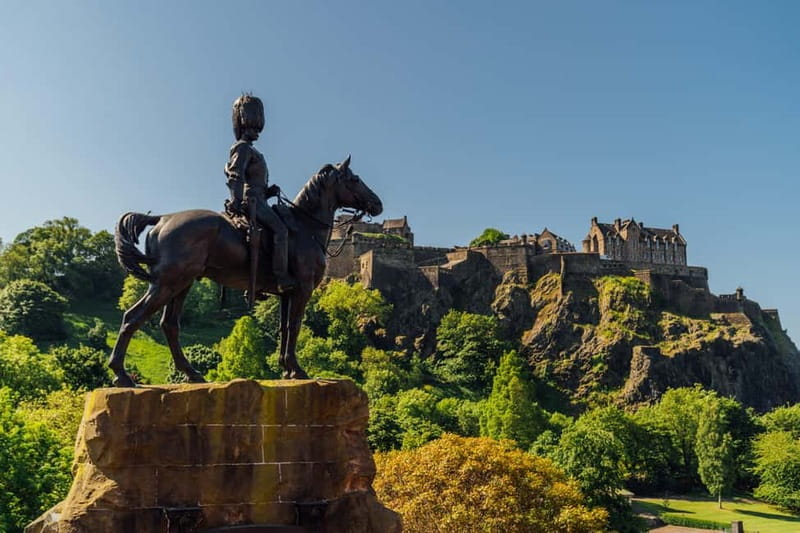 Edinburgh: Hop-On, Hop-Off Bus Tour City & Britannia Combo - What this Edinburgh bus ticket actually gives you