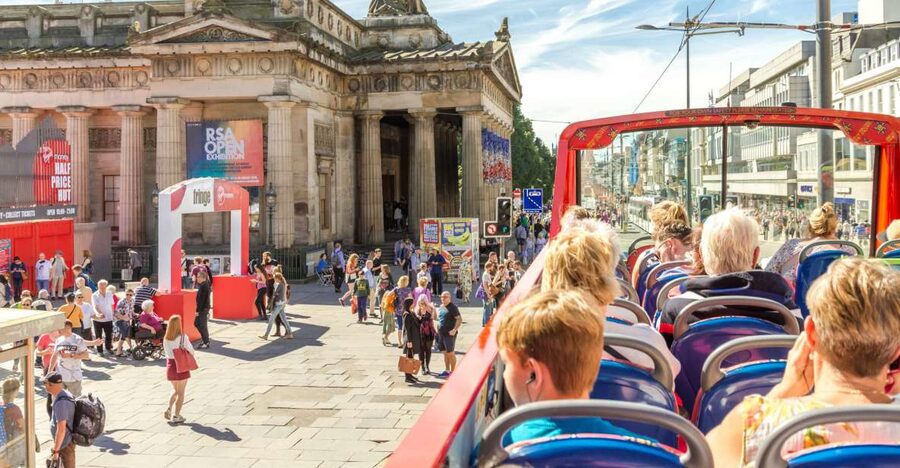 Edinburgh: Royal Attractions with Hop-On Hop-Off Bus Tours - Key points to know before you book