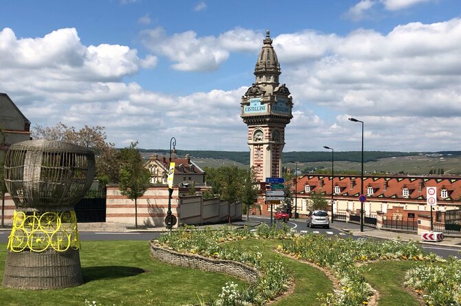 Épernay and Champagne Open-Top Bus Tour with 3 Tastings - Choosing the shorter ride or the two-hour option