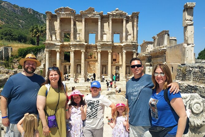 "Ephesus Tours" Port Kusadasi lunch guide bus shopping Caravanserai artemis - Starting at Kusadasi port with a clear meeting plan